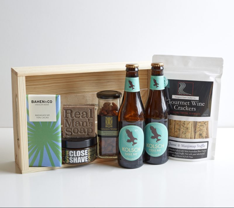 Lefthanders Beach Gift Box - Boxed Indulgence