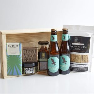 Lefthanders Beach Gift Box - Boxed Indulgence